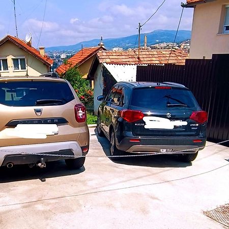 사라예보 Garden Free Parking 아파트 외부 사진